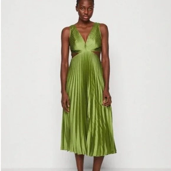 NWT Abercrombie & Fitch Green Pleated Cut Out Maxi sz Large - Picture 2 of 8